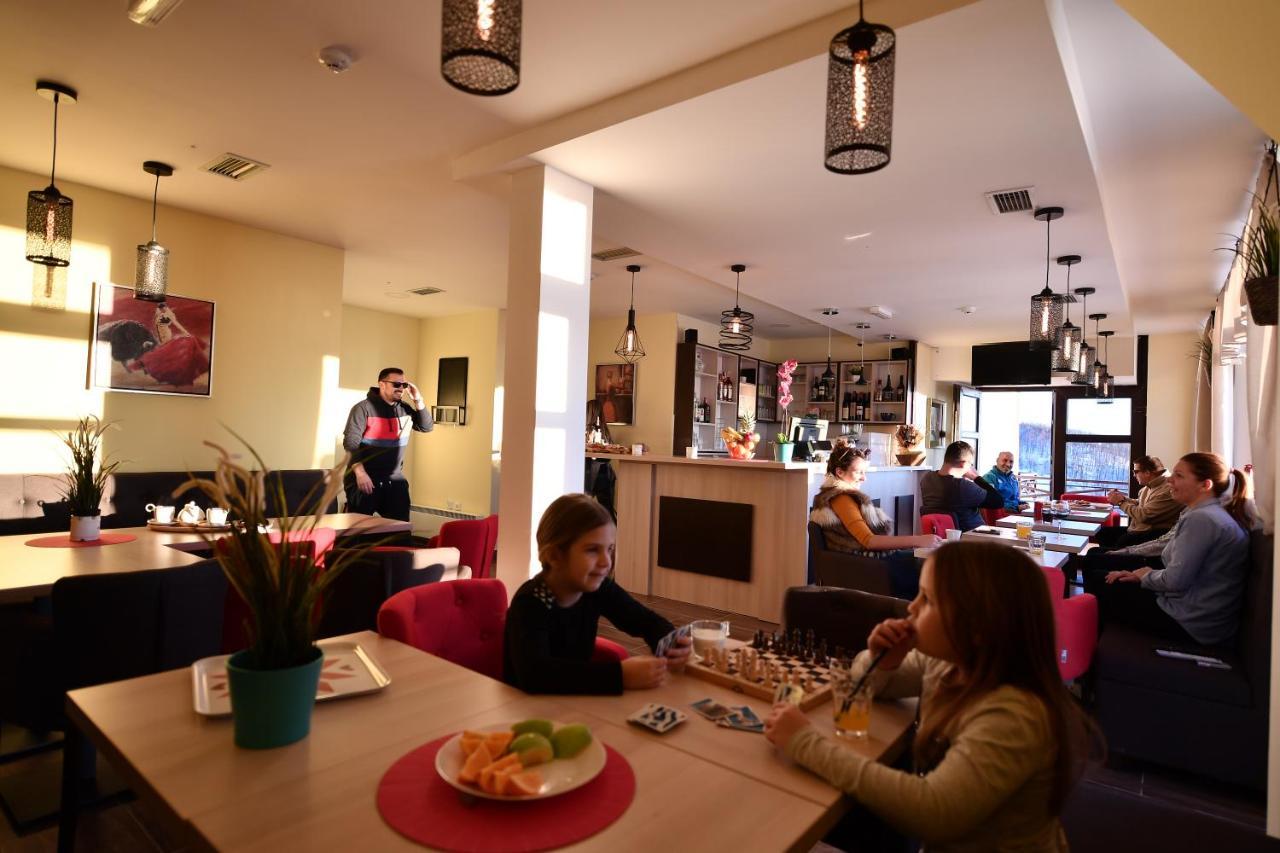 Apartman D52 Dvori Kopaonik Exterior foto